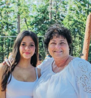 Grateful for our CMC community. Shabbat Shalom!
.
.
.
.
.
#CMC #SummerCamp #Explore #Connect #Belong