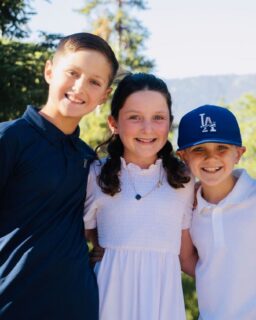 Shabbat Shalom to our CMC community! Wishing you rest, warmth, and meaningful moments of connection this Shabbat. 
.
.
.
.
.
#CMC #SummerCamp #Explore #Connect #Belong